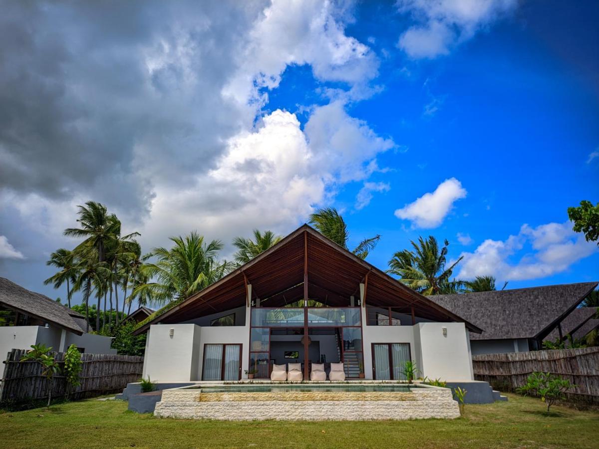 The Club Villas Lombok Секотонг Экстерьер фото